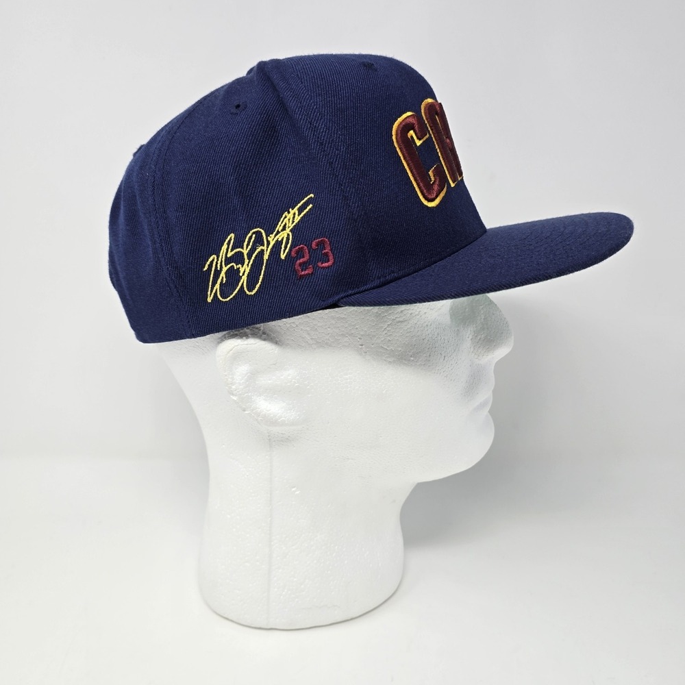 Mitchell & Ness Cleveland Cavaliers Navy Blue LeBron James 23 Snapback Hat NBA - Picture 8 of 12